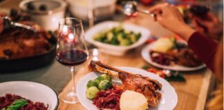 piatto anatra vino rosso buffet