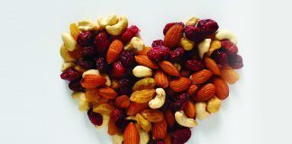 Frutta a guscio: 30 grammi al giorno per un cuore più sano